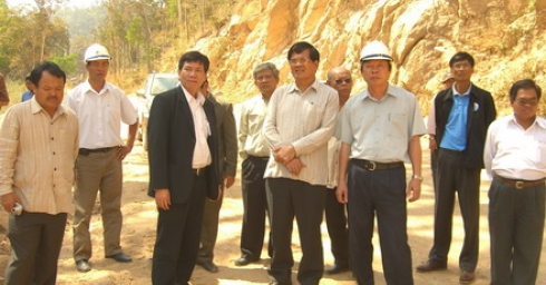 Nhà máy thuỷ điện Xêkaman 1 trên đất bạn Lào rất vui mừng được đón đồng chí Soulivong DARAVONG - Bộ trưởng Bộ Năng lượng và Mỏ nước CHDCND Lào tới thăm và chúc tết.
